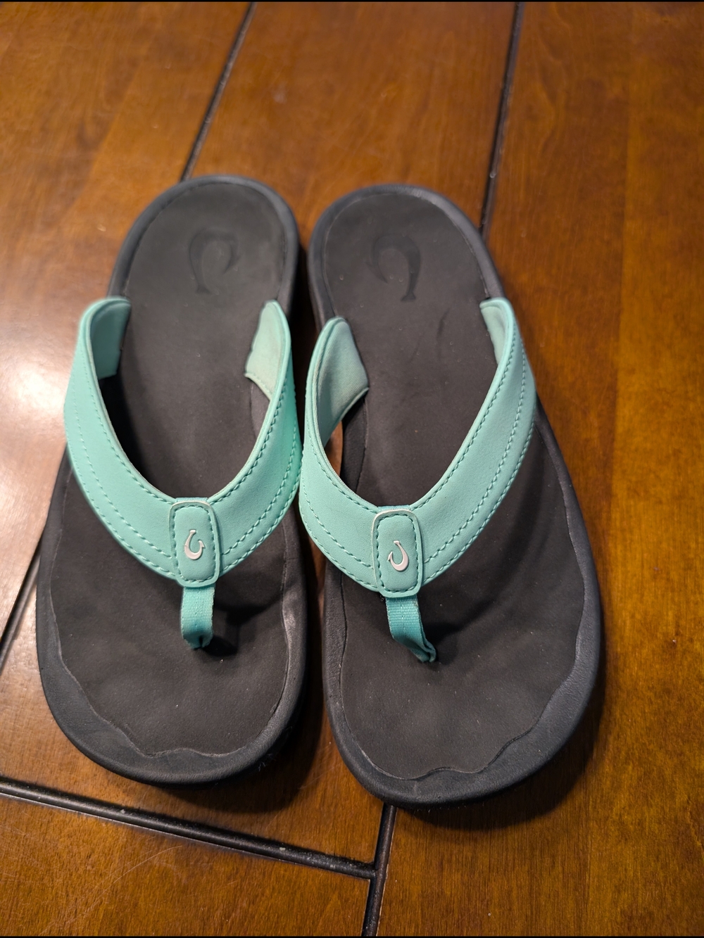 OluKai Ohana Flip Flops | Women's 8 | Seafoam | Never Worn Outside